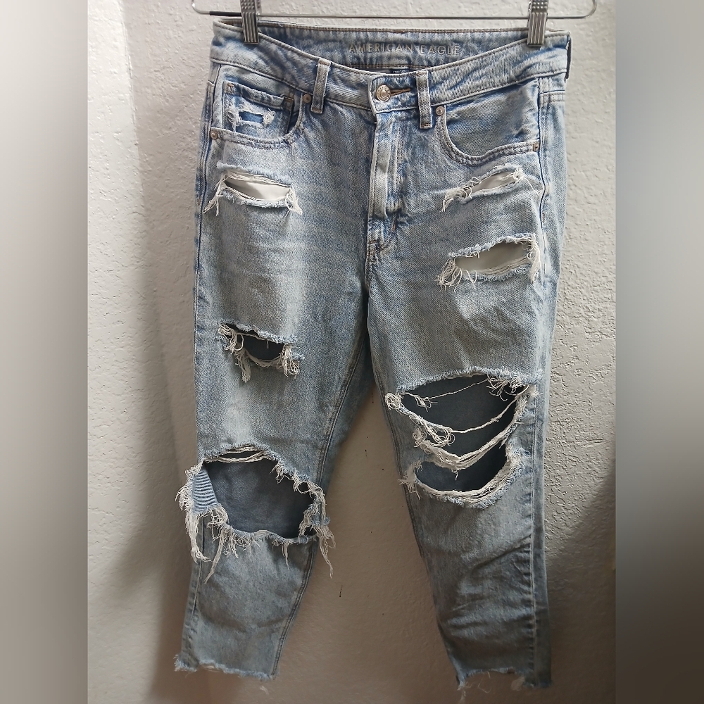 American Eagle Outfitters Distressed Mom Jeans